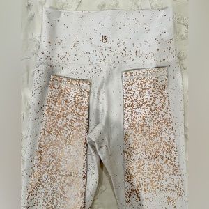 Buff Bunny leggings | White & Rose Gold | Size S